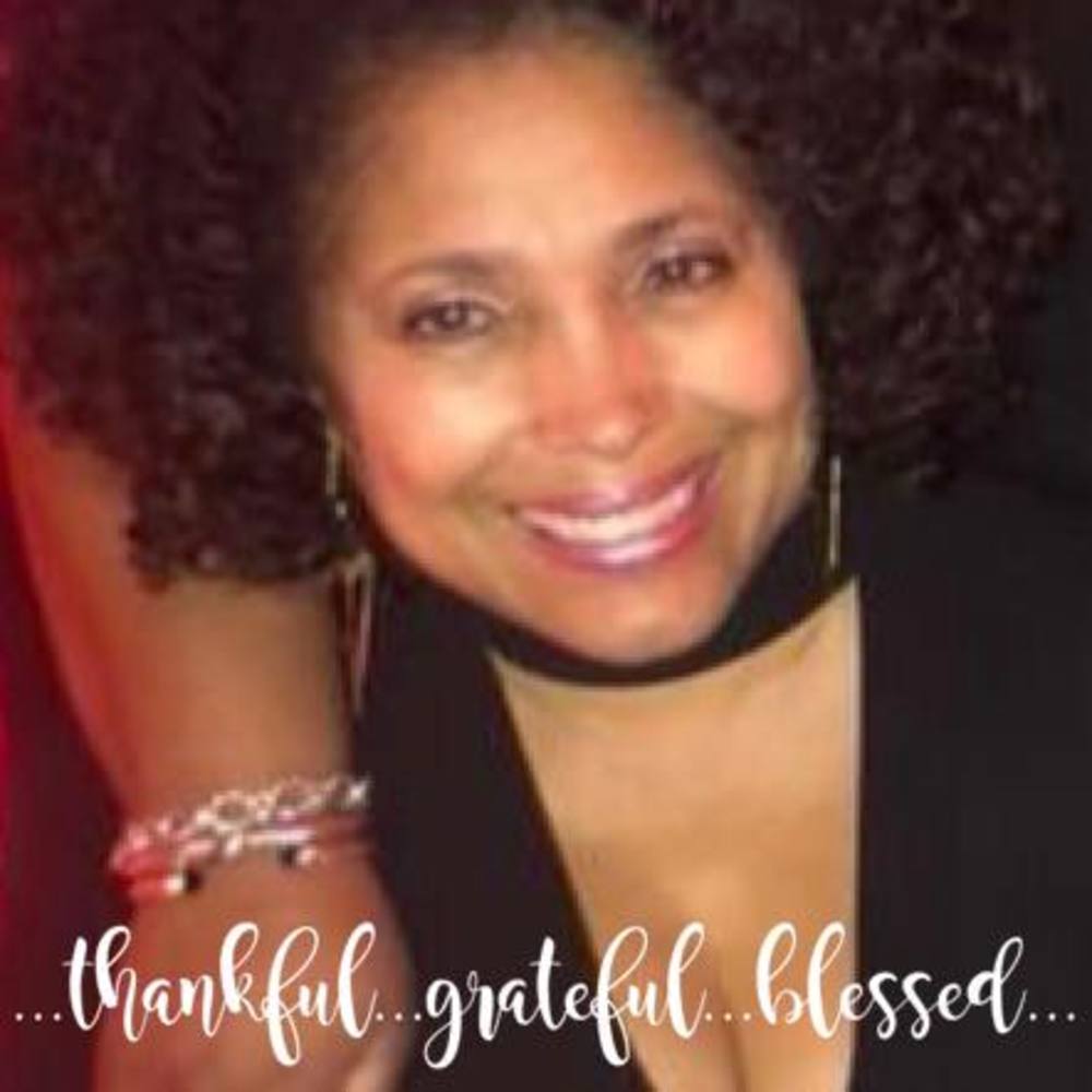 Meet your Posher, Felicia